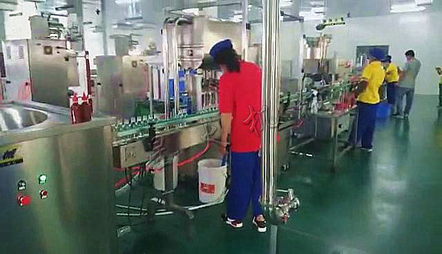 番茄醬灌裝機(jī)-全自動(dòng)番茄醬灌裝生產(chǎn)線-北京客戶案例